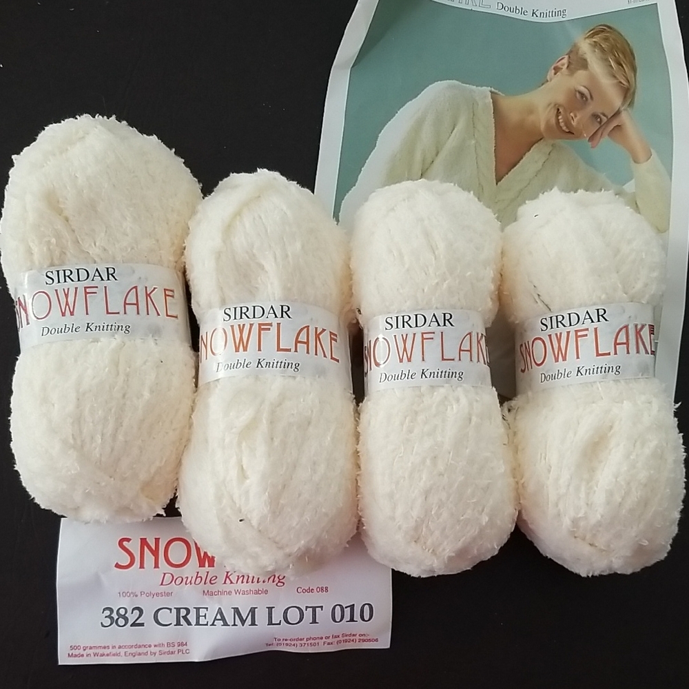 Sirdar Snowflake Cream Yarn Bundle Nwt